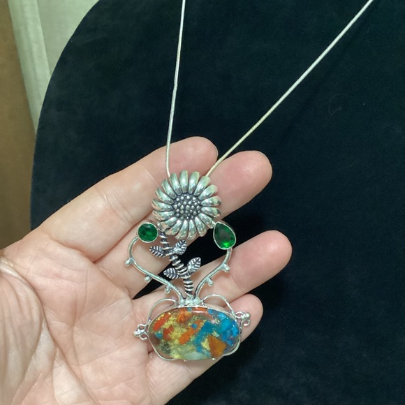 🌻Sunflower Oyster Turquoise-Green Quartz 925 Sliver Stamped Necklace - Picture 2 of 5